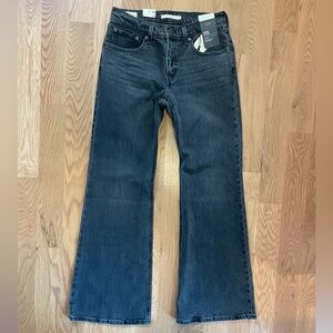 Levi’s Middy Flare Jeans